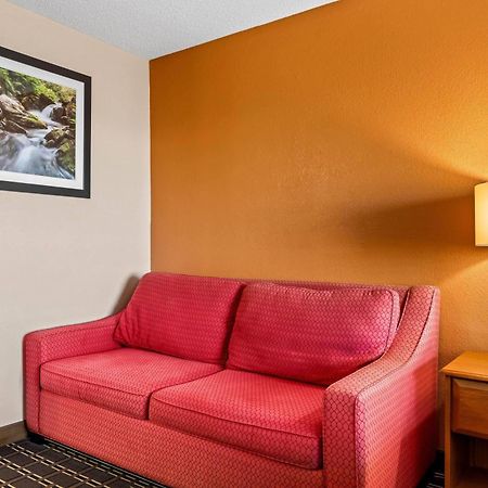 Days Inn By Wyndham Black River Falls - Access To Atv Trail Eksteriør bilde