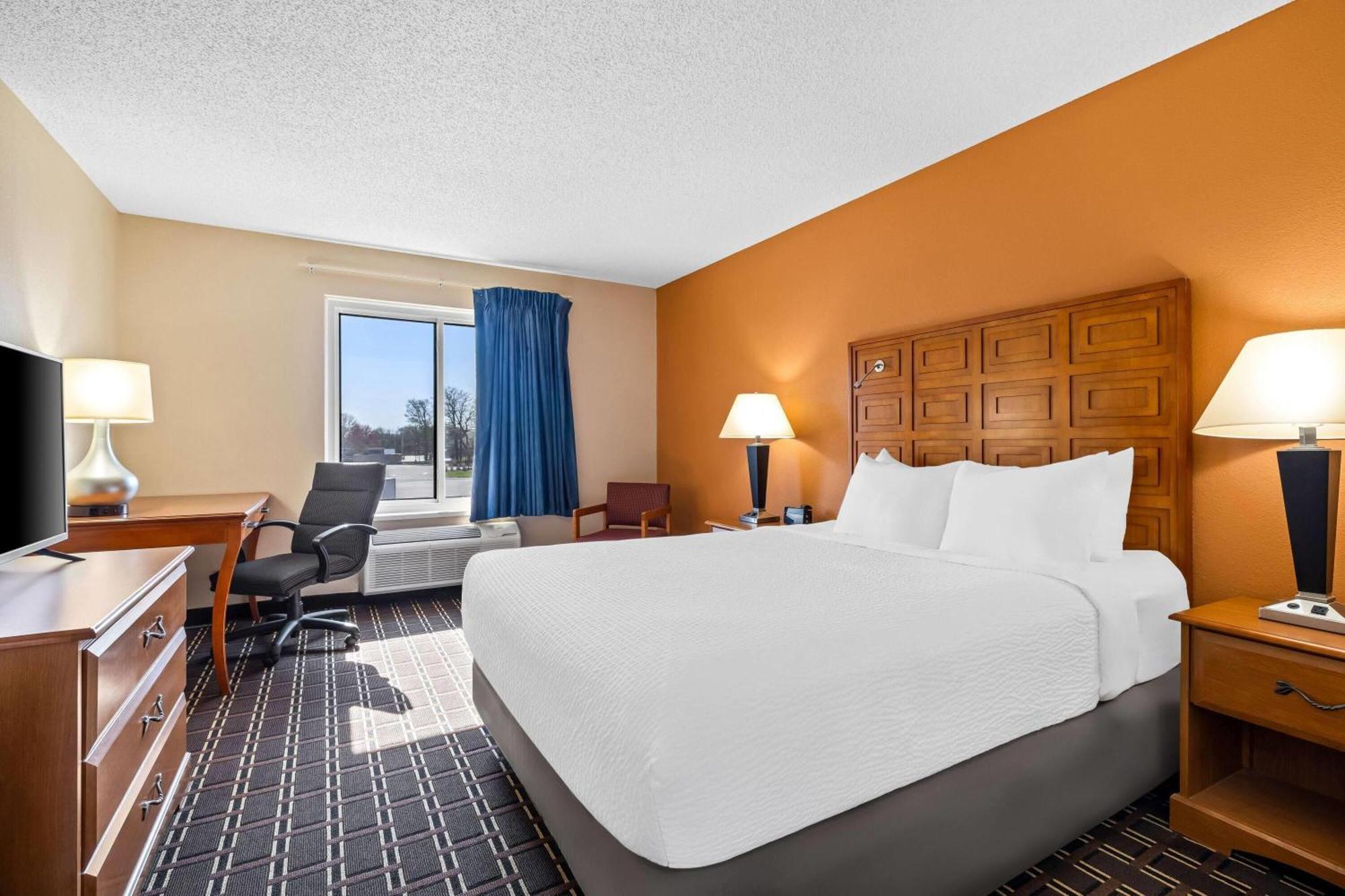Days Inn By Wyndham Black River Falls - Access To Atv Trail Eksteriør bilde