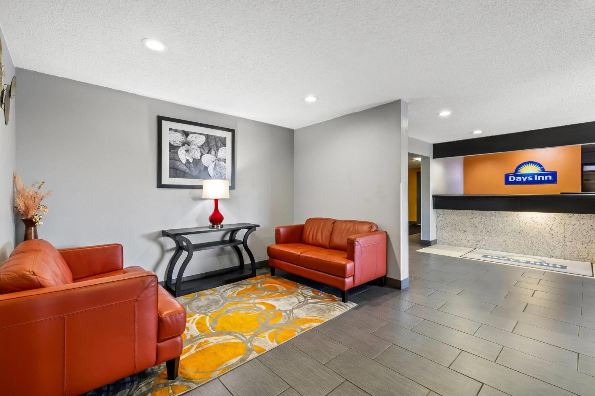 Days Inn By Wyndham Black River Falls - Access To Atv Trail Eksteriør bilde